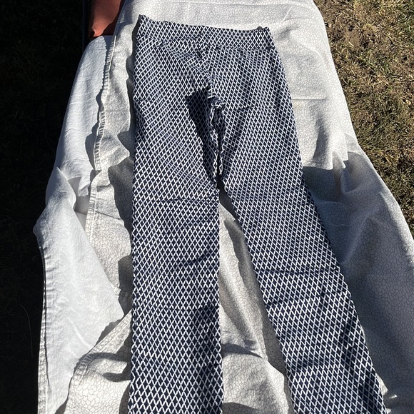 🚨 🥷 Stretch slimming great quality pants leggings in excellent condition - Picture 7 of 9